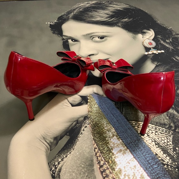 Sweet Bowtie Heels.size - 240.EUR-39.Measurement shown in the picture - Picture 8 of 16